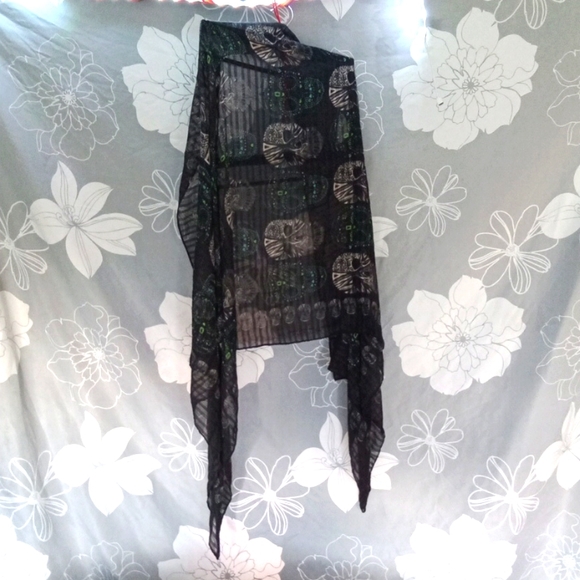 Sugar Skull Scarf - Picture 3 of 4